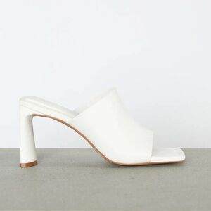 OAK + FORT White 90s Peep Toe Mules Size 9